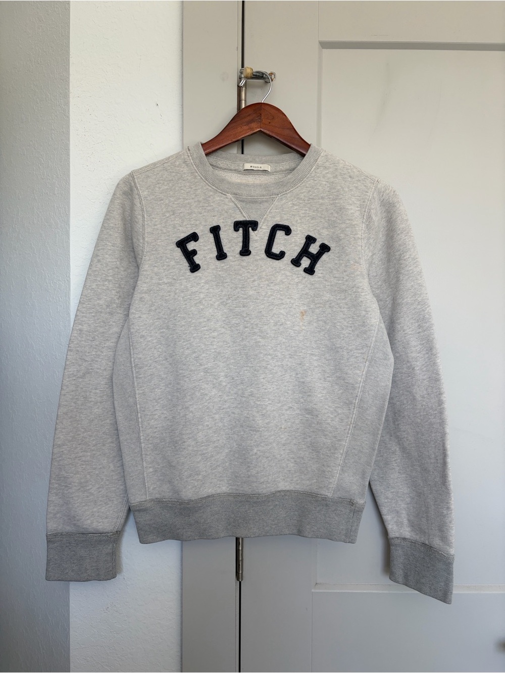 ABERCROMBIE & FITCH Y2K MUSCLE CREWNECK SWEATSHIRT GREY MEN’S MEDIUM